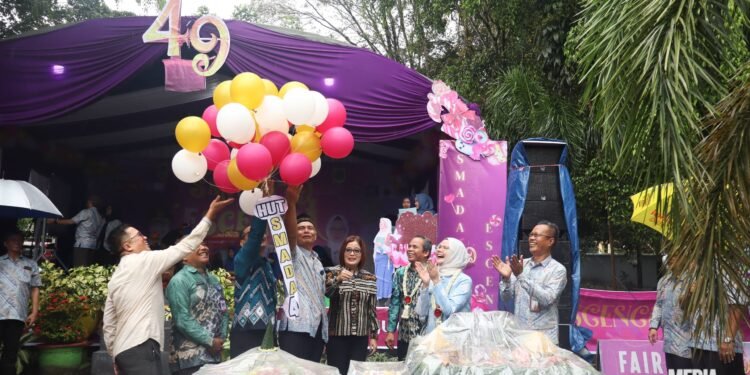 HUT Ke-49 SMAN 2 Banjarbaru, Pemprov Kalsel Dorong Penguatan Karakter dan SDM Berkualitas