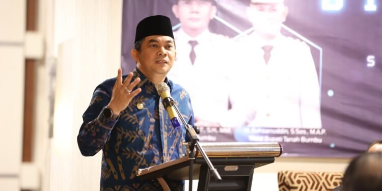 Bupati Andi Rudi Latif Buka Bimtek E-Monev Pro 2026, Tegaskan Transformasi Perencanaan dan Penganggaran Berbasis Outcome