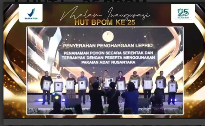 
					Nur Andi Arinawati Arsyad Terima LEPRID Prestasi Indonesia–Dunia di HUT ke-25 BPOM.