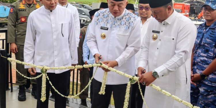 Gubernur Kalsel Resmikan Kawasan Wisata di Bawah Jembatan Barito