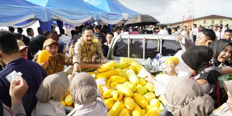 GPM di Polda Kalsel, Bantu Personel Polri Dapatkan Bahan Pokok Terjangkau