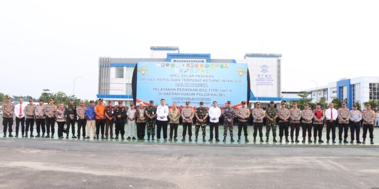 Amankan Perayaan Idulfitri, Polda Kalsel Lakukan Apel Gelar Pasukan Operasi Kepolisian Terpusat Ketupat Intan 2026