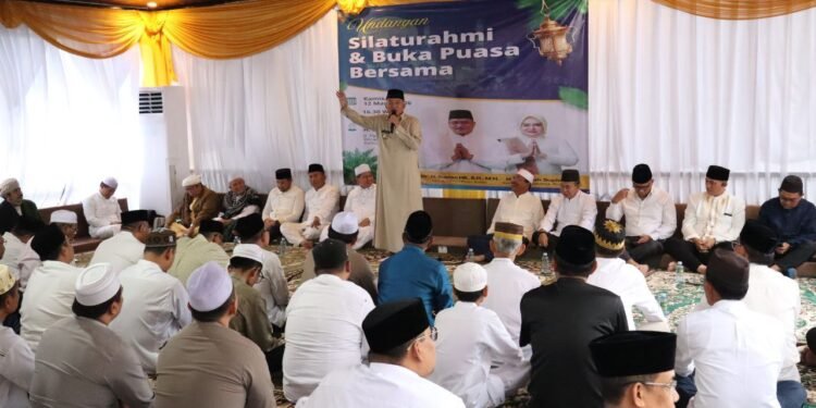 Silaturahmi Ramadan di Gambut, Gubernur Muhidin Ajak Masyarakat Perkuat Kebersamaan