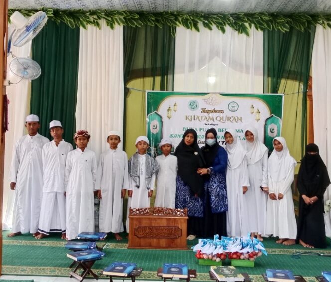 
					Puluhan Santri TK TPA Nurul ‘Ala Kelurahan Gunung Tinggi Gelar Khataman Qur’an dan Buka Puasa Bersama