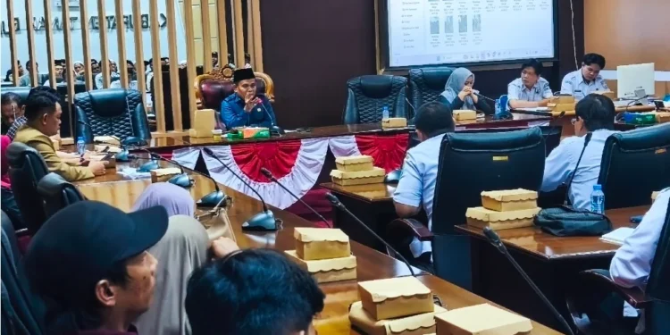 DPRD Fasilitasi Sinkronisasi Data Lahan Terdampak Pencemaran di Sebamban Baru