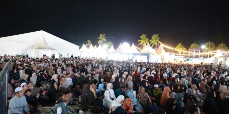 Hari Jadi ke-23 Kabupaten Tanah Bumbu, Ribuan Jamaah Tumpah Ruah di Aksi Inovasi Tanbu 2026 Tabligh Akbar bersama Ustadz Aa Hilman Fauzi