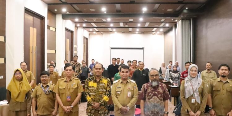 Dorong Transformasi Industri Hijau, Disperin Kalsel Gelar Sosialisasi Verifikasi dan Validasi Emisi Gas Rumah Kaca