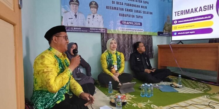 Disdukcapil Kalsel dan Tapin Hadirkan Layanan Jemput Bola di Pabaungan Hilir