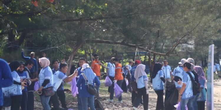 Dislautkan Kalsel Ajak Generasi Muda Jaga Kebersihan Wilayah Pesisir