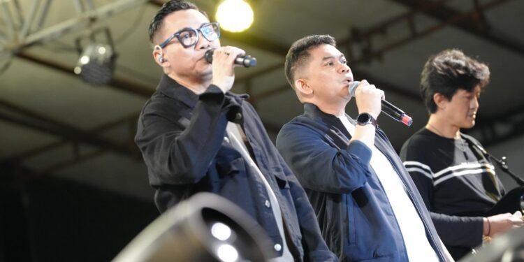 Aksi Ady Eks Naff Semarakkan Mappanre Ri Tasi’e di Tanah Bumbu Kalsel,  UMKM Lokal Raup Berkah