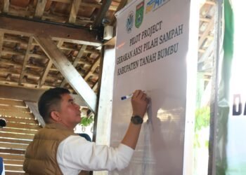 Tanah Bumbu Canangkan Gerakan Pilah Sampah di Hari Jadi ke-23 dan Peringatan Hari Bumi 2026