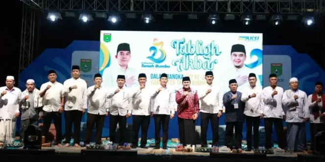 
					Hari Jadi ke-23 Kabupaten Tanah Bumbu, 2026 Bupati Gelar Tabligh Akbar Bersama Ustadz Aa Hilman Fauzi