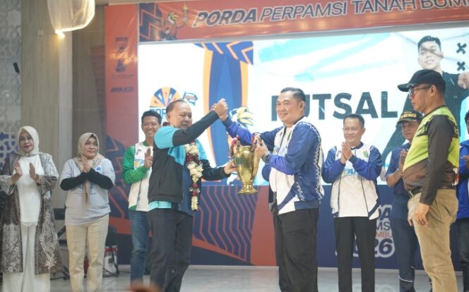 
					12 Tahun Menanti, Tanah Bumbu Raih Juara Umum PORDA PERPAMSI Kalsel 2026