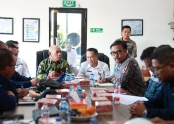 FGD Progres Jembatan Penghubung Kotabaru – Tanah Bumbu, Bupati Andi Rudi Latif : Dorong Pertumbuhan Ekonomi Daerah