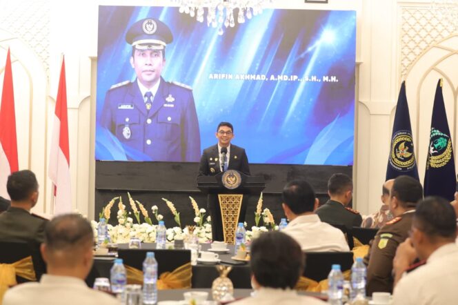 
					Bupati Andi Rudi Latif Apresiasi Dedikasi Kepala Lapas Batulicin dalam Pisah Sambut Pemimpin Baru
