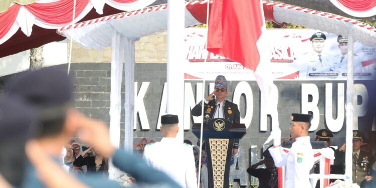 Bupati Andi Rudi Latif Ingatkan Nilai Luhur Pancasila Bukan Sekadar Hiasan, Tapi Pedoman Kehidupan