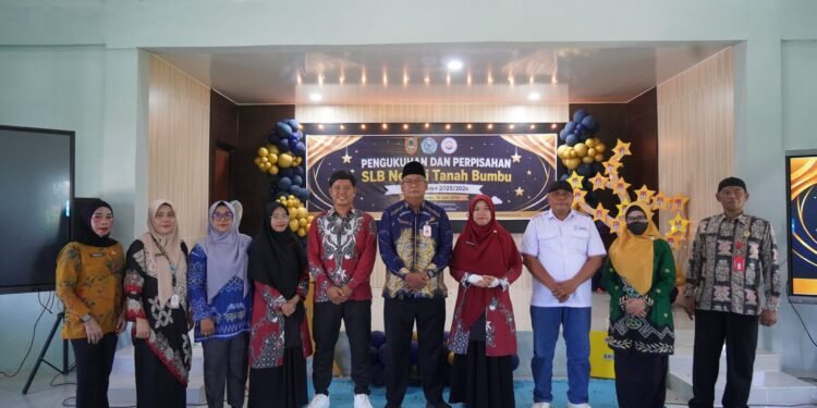 Bupati Tanah Bumbu Apresiasi Kreativitas Siswa SLB di Perpisahan Akhir Tahun Pembelajaran 2025/2026