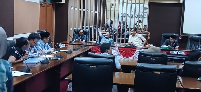 
					Keluhkan Diskriminasi Pelangsir, Nelayan Batulicin Akhirnya Dapat Solusi BBM Subsidi Usai RDP