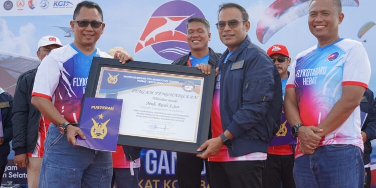 Kotabaru Kukuhkan Diri sebagai Pusat Olahraga Dirgantara Nasional