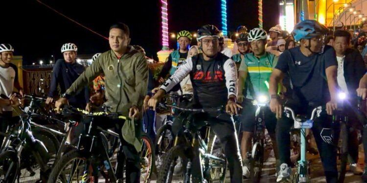 Nikmati Suasana Malam Kotabaru, Pemkab Gelar Fun Bike Night