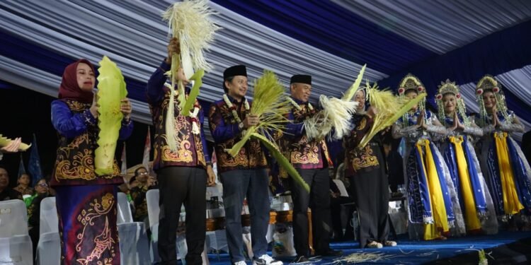 Pemkab Kotabaru Gelar Puncak HUT ke-76