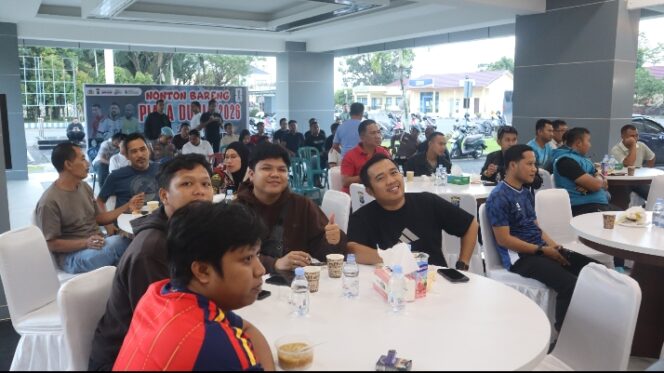 
					Polres Tanah Bumbu Gelar Nobar  Piala Dunia 2026, Merajut Kebersamaan Dalam Semangat Sportivitas Sambut Hari Bhayangkara Ke 80