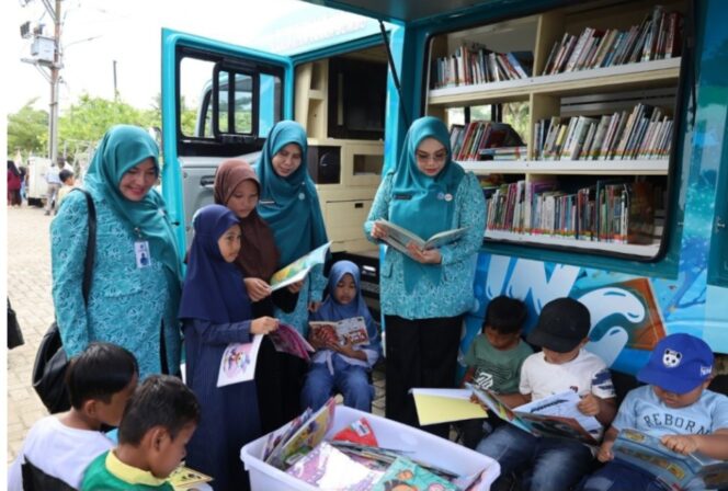 
					Perpustakaan Keliling Meriahkan Penilaian PAAREDI di Mantewe, Bunda Literasi Tanah Bumbu Dorong Budaya Baca Sejak Dini