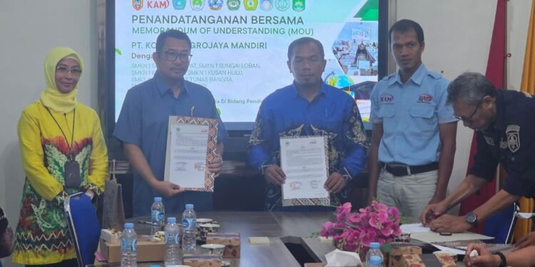 PT. Kodeco Agrojaya Mandiri Lakukan Penandatanganan MoU, Lindungi Siswa SMK Magang Lewat BPJS Ketenagakerjaan