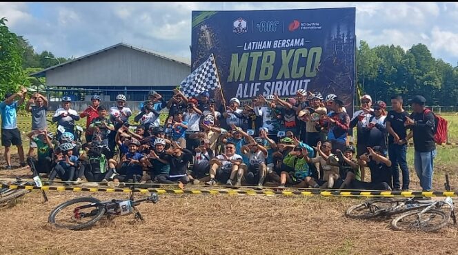 
					Alif Bike SDGI Latber MTB XCO Bersama Komunitas Sepeda Kotabaru