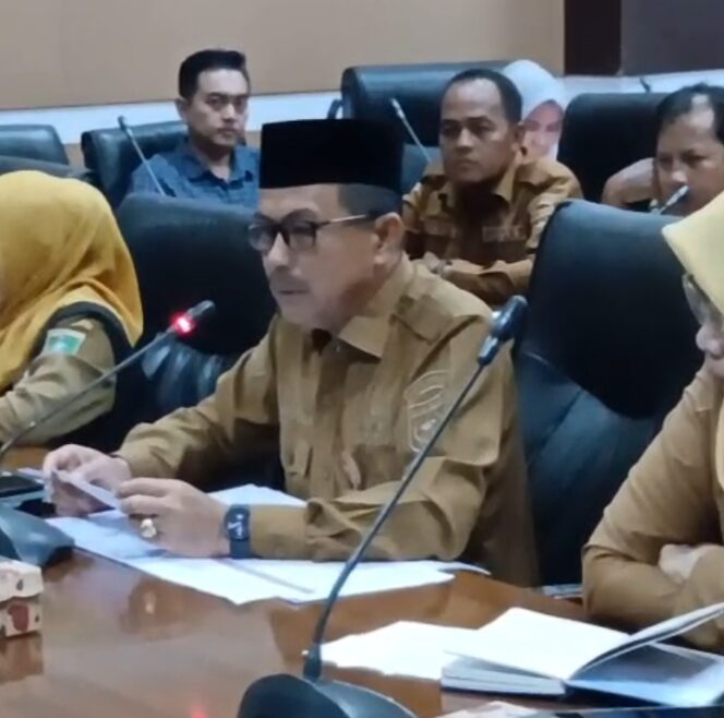 
					DPRD Tanah Bumbu Panggil Disdik: Soroti Minimnya Siswa Baru di Sejumlah SD, Ada yang Hanya Dapat 1 Orang