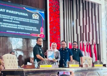 Paripurna DPRD, Bupati Kotabaru Sampaikan KUPA dan PPAS Perubahan APBD Tahun 2026