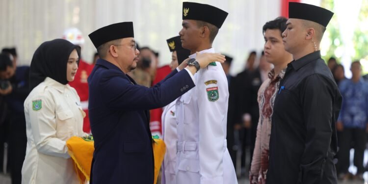 Bupati Andi Rudi Latif Kukuhkan Paskibraka Angkatan 23 Tanah Bumbu Tahun 2026