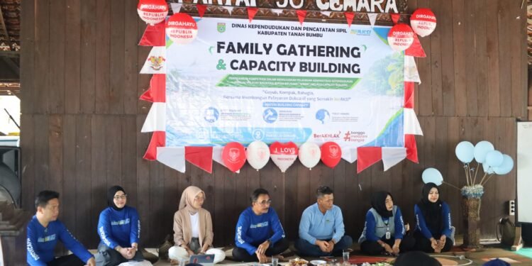 Disdukcapil Tanah Bumbu Gelar Bimtek dan Family Gathering: Wujudkan SDM Kompak, Profesional, dan BerAKSI