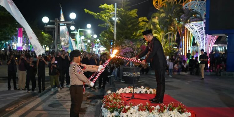 TAPTU dan Pawai Obor Meriahkan Peringatan HUT ke-81 Kemerdekaan RI di Kotabaru