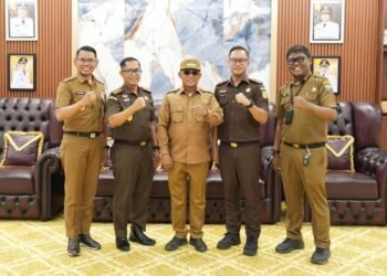 Bupati H. Muhammad Rusli Perkuat Sinergi Hukum dengan Kejari Kotabaru Melalui MoU
