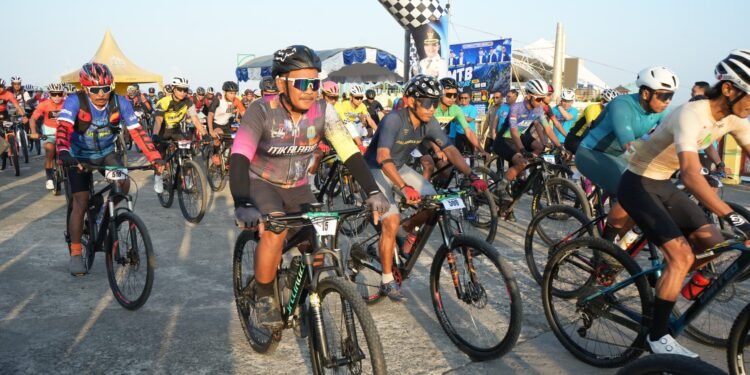 Gowes Sambil Wisata, MTB Adventure 2026 Siring Laut Ramaikan Kotabaru