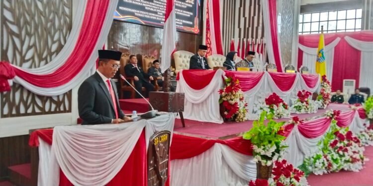 PEMKAB KOTABARU IKUTI PIDATO KENEGARAAN PRESIDEN DALAM RANGKA HUT KE-81 RI