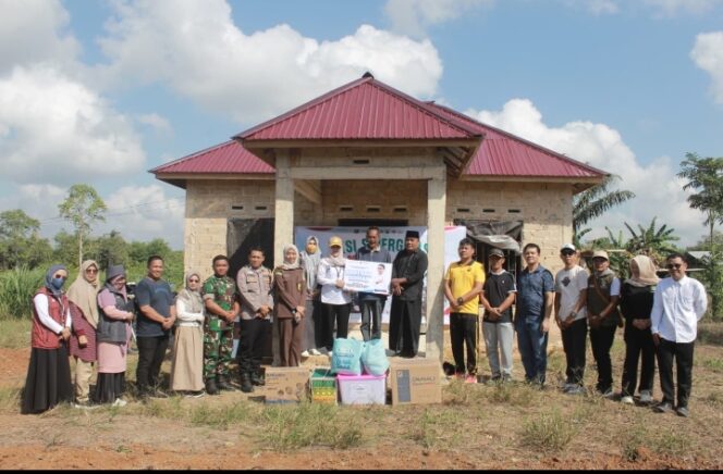 
					Bupati Andi Rudi Latif Wujudkan Rumah Layak Huni bagi Warga Kersik Putih
