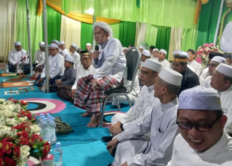 Wakil Bupati Kotabaru Hadiri Ceramah Guru KH.Muhammad zhofaruddin ( Guru Udin) Di Komplek Rumah 10 Kotabaru.