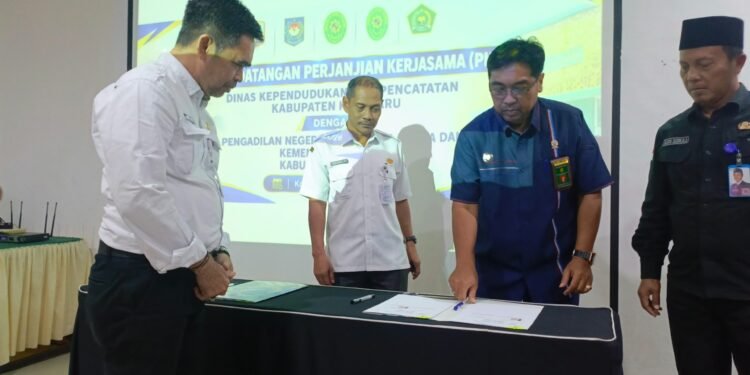 Pemerintah Kabupaten Kotabaru Perkuat Integrasi Layanan Publik, Disdukcapil Gelar Penandatanganan PKS Bersama Pengadilan Negeri, Pengadilan Agama, dan Kementerian Agama
