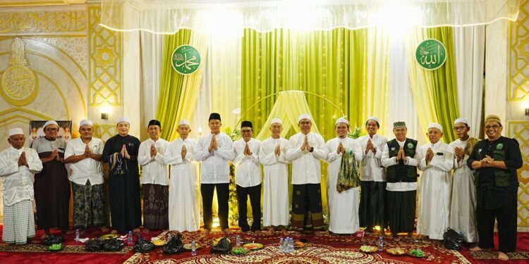 Pemkab Kotabaru Hadiri Peringatan Maulid Nabi Muhammad SAW 1448 Hijriah
