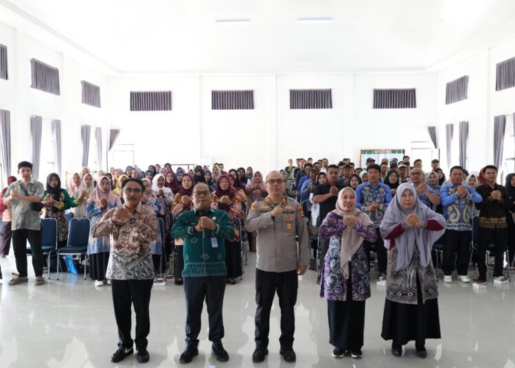 100 Calon Agen Perlinsos Ikuti Aktivasi IKD di Kecamatan Kusan Hulu Kabupaten Tanah Bumbu