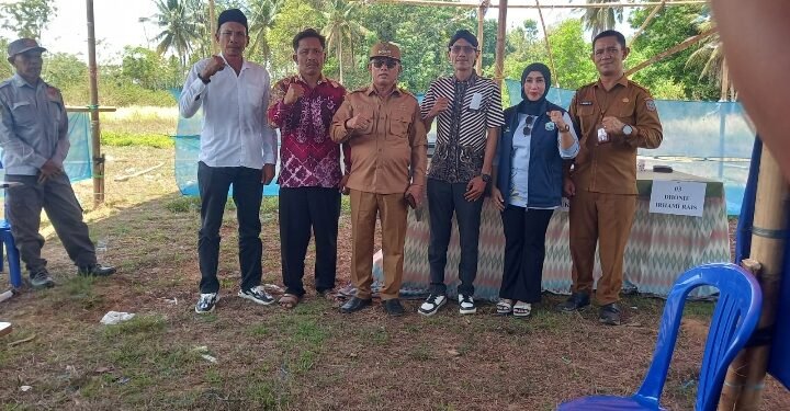Bupati Kotabaru Tinjau Langsung Pelaksanaan Pilkades Serentak di TPS Desa Megasari