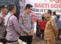 Brimob Yon B Pelopor Salurkan Air Bersih Gratis ke Warga Desa Sarigadung.