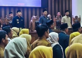 DPRD Tanah Bumbu Gelar Paripurna, Terima RAPBD 2027 dari Bupati