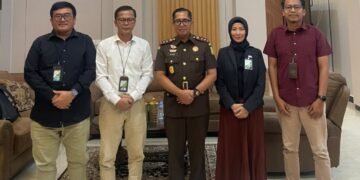 Lindungi Hak Pekerja, BPJS Ketenagakerjaan Batulicin Serahkan SKK Penagihan Rp3,25 Miliar ke Kejari Kotabaru